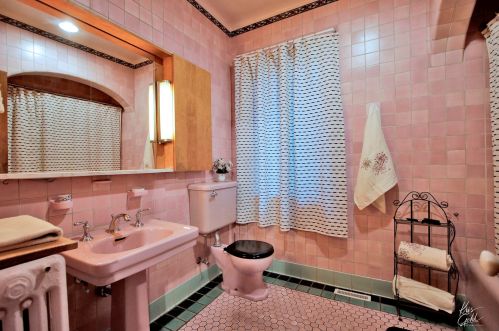 1212 Sheridan Rd, Waukegan IL 60085-4089 exterior