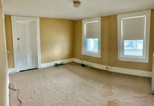 164 Ingham St, Chicopee MA 01013-4019 exterior