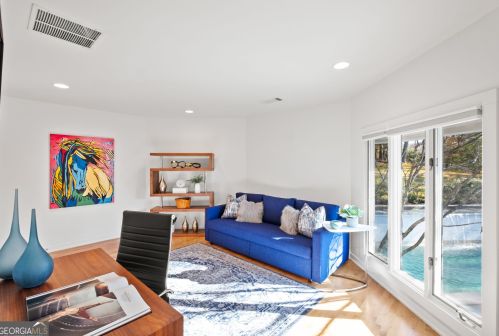 30 Chevaux Ct, Atlanta GA  30342-1944 exterior