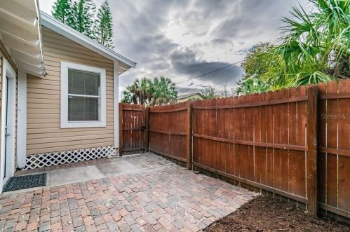 1808 22nd Ave, Tampa FL 33605-1918 exterior