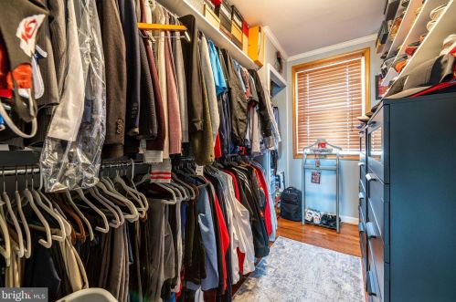 1011 Johnston St, Philadelphia PA 19145-4715 exterior