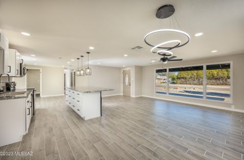 2520 Calle Cordova, Tucson AZ  85710-5732 exterior