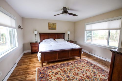 734 Ruddiman Dr, Meskegon MI  49445-2867 exterior