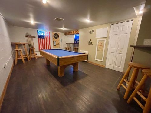 1220 Agnes Ave, Joliet IL 60435-3917 exterior