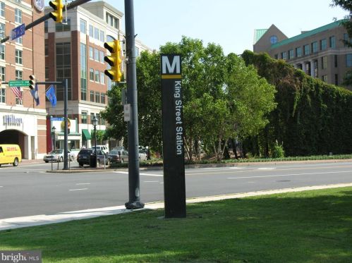 309 Wilkes St, Alexandria VA 22314-3853 exterior