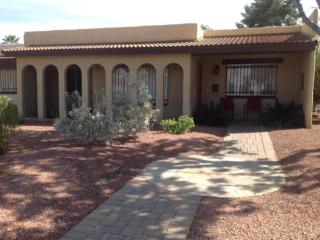 1833 Maryland Ave, Phoenix AZ  85015-1704 exterior