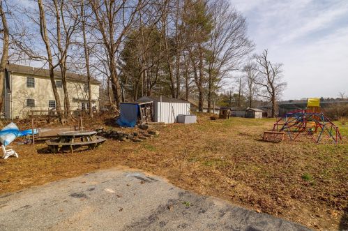 194 Mechanic St, Killingly CT 06239-1919 exterior