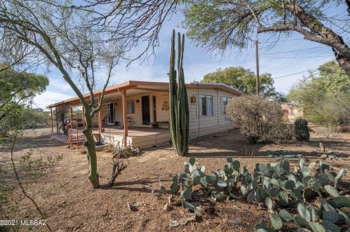4884 Cashin Dr, Tucson, AZ 85757-9402