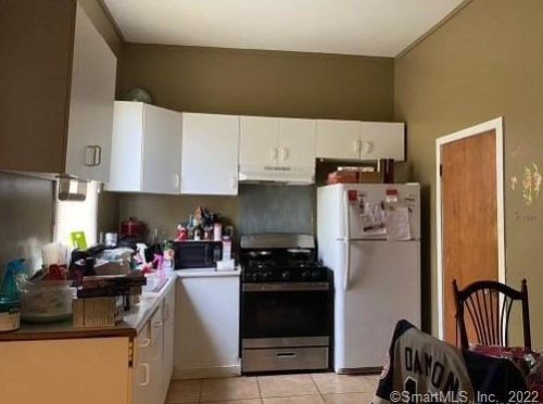 107 Spruce St, Manchester CT  06040-5315 exterior