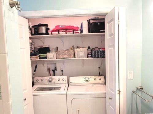 44 Tameling Ave, Babylon NY 11702-3607 exterior