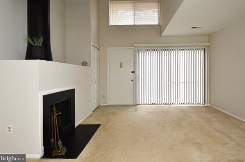 3875 El Camino Pl, Alexandria, VA 22309-1446