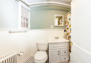 1263 21st St, Washington DC  20036-2342 exterior