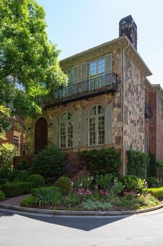 48 Conifer Park Ln, Atlanta, GA 30342-4302