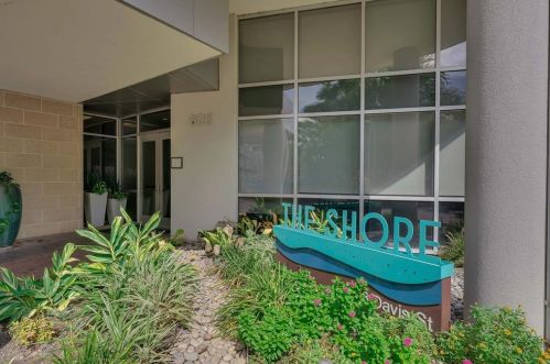 603 Davis St, Austin TX  78701-4207 exterior