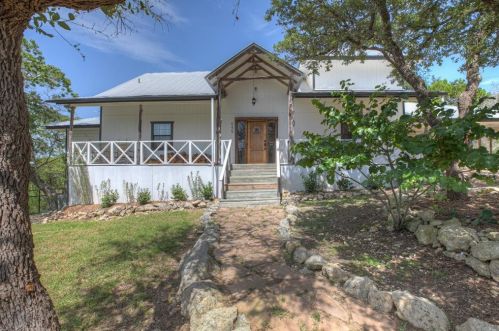 545 Hillside Dr, Spring Branch TX 78070-3814 exterior