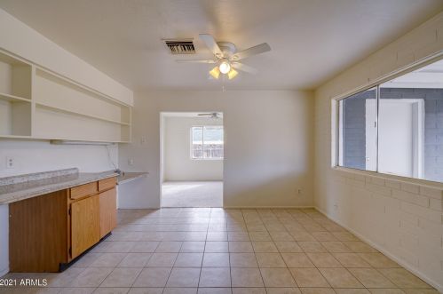 3002 54 Ave, Phoenix AZ 85031-1108 exterior