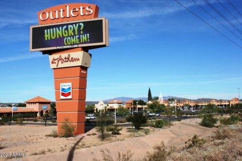 43511 47 Ln, Phoenix AZ 85031-2703 exterior