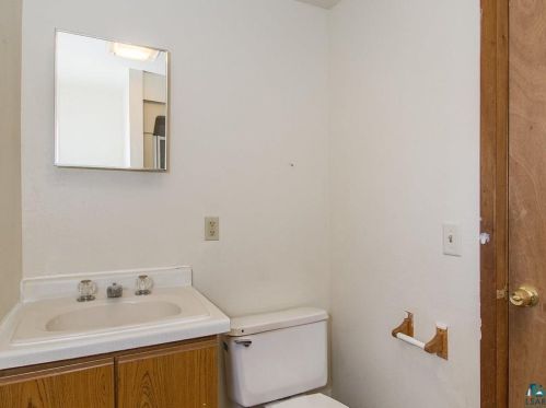 618 5 Ave, Duluth MN 55806-2446 exterior