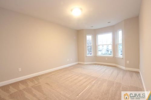 185 Nebula Rd, Piscataway NJ 08854-5441 exterior