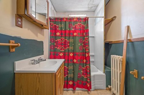 1832 Ley St, Pittsburgh PA 15212-3612 exterior