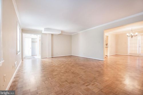 6226 Hardy Dr, Mc Lean VA  22101-3117 exterior