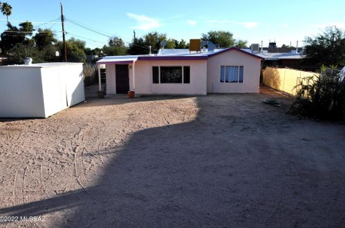 4114 Monte Vis Dr, Tucson AZ 85712-5516 exterior