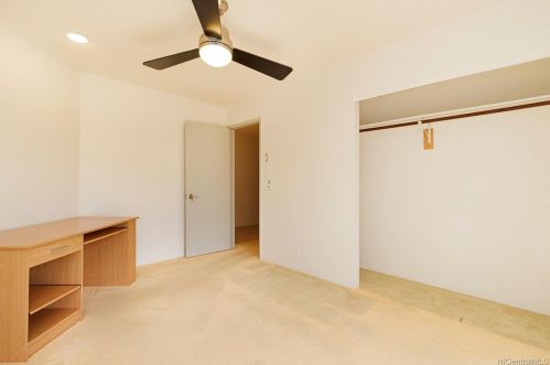 2146 Halakau St, Honolulu HI 96821-2631 exterior