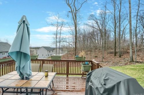 475 Foster Rd, Middletown NY 10941-3620 exterior