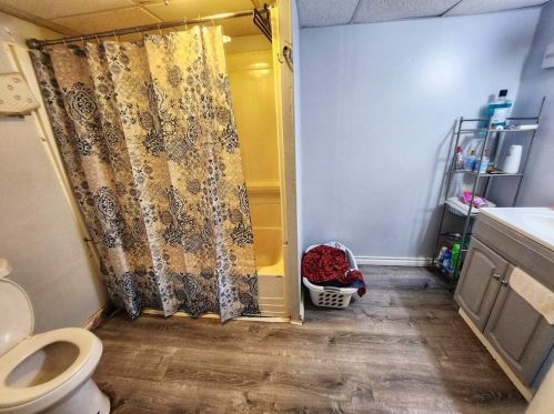 39 Vandewater St, Providence RI 02908-1623 exterior