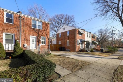 209 62nd St, Washington DC  20019-7933 exterior