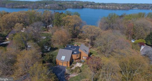 2230 Deerfield Dr, Media PA 19063-1834 exterior