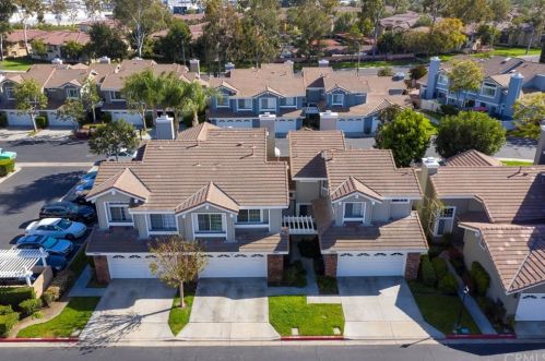 2232 Catalpa Dr, Tustin CA 92782-8357 exterior