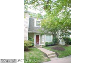 9965 Capperton Dr, Vienna VA  22124-2912 exterior