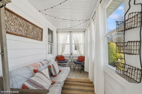 83 Jacoby St, Maplewood NJ 07040-3025 exterior