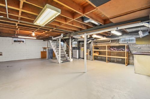 1301 58, Milwaukee WI 53214-3434 exterior