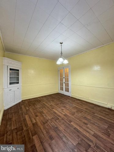 2230 69 St, Philadelphia PA 19142-1828 exterior