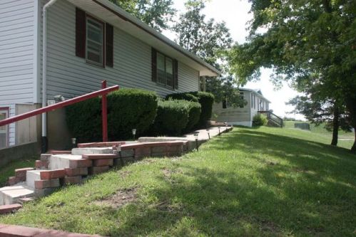1515 Bella Vista St, Bethany, MO 64424-2805