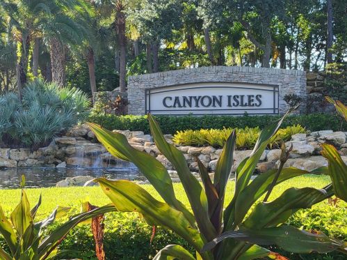 8771 Briarwood Meadow Ln, Boynton Beach FL 33473-7815 exterior