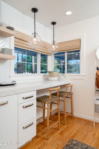 3842 50th Pl, Phoenix AZ 85018-4413 exterior