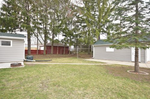 8100 Lancaster Ave, Milwaukee WI  53218-3652 exterior