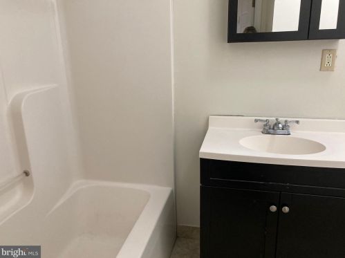 1149 15th St, Philadelphia PA  19146-3101 exterior