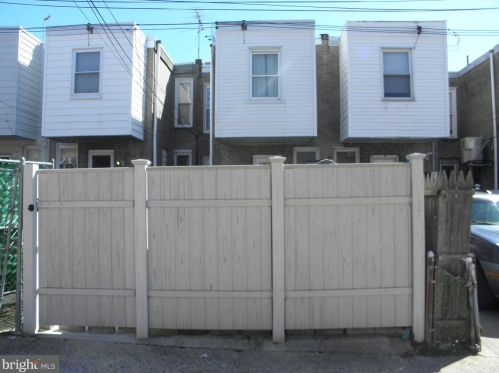 6366 Ditman St, Philadelphia PA 19135-3201 exterior