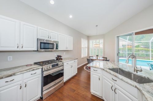 10320 Millport Dr, Tampa FL  33626-1706 exterior