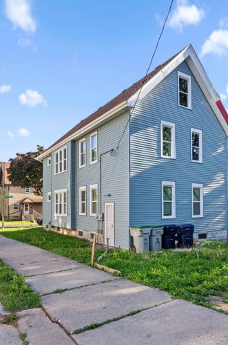 500 Burleigh St, Milwaukee WI  53212-2119 exterior