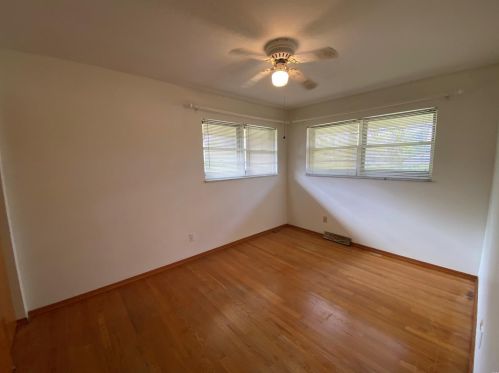 1312 Ross Ave, Saint Louis MO 63146-3817 exterior