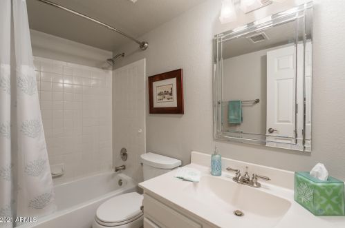 11809 40th Way, Phoenix AZ  85028-1503 exterior