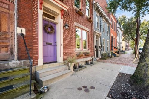 621 Tripoli St, Pittsburgh, PA 15212-4855