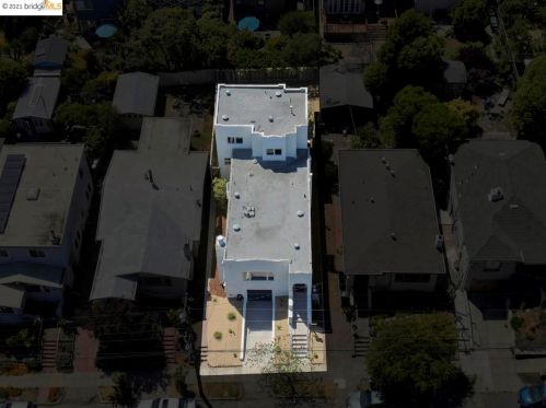 1054 Ordway St, Berkeley, CA 94706-2523