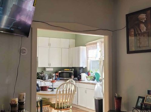 531 Oak St, Waukegan IL 60085-6530 exterior