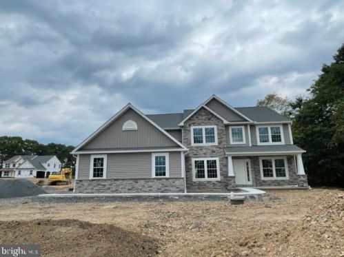 1136 Peach Mountain Rd, Primrose, PA 17901-8444